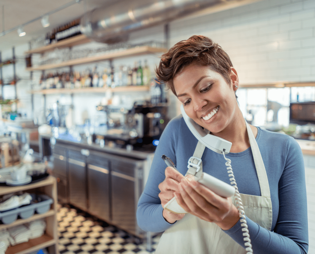 restaurant owner learning to improve order accuracy
